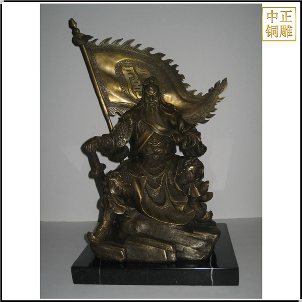 關公持刀鑄銅雕塑